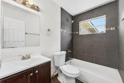 4200 NE 4th Avenue Deerfield Beach FL 33064