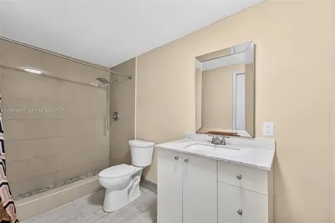 4200 NE 4th Avenue Deerfield Beach FL 33064