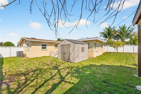 4200 NE 4th Avenue Deerfield Beach FL 33064