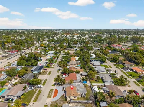 4200 NE 4th Avenue Deerfield Beach FL 33064