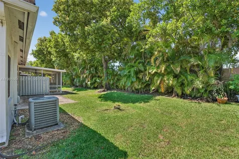 1221 SW 48th Terrace Deerfield Beach FL 33442