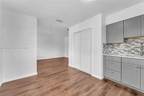 3750 SW 59th Avenue Davie FL 33314