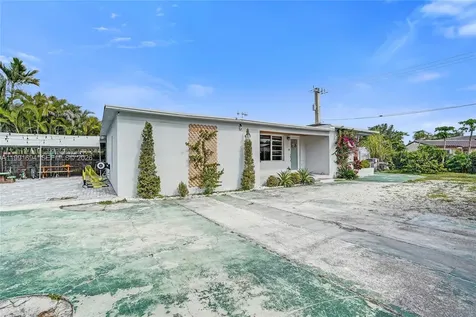 1991 SW 62nd Avenue West Miami FL 33155
