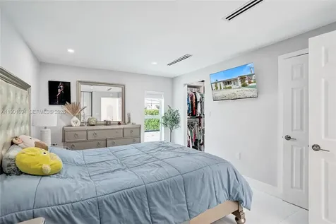 1991 SW 62nd Avenue West Miami FL 33155