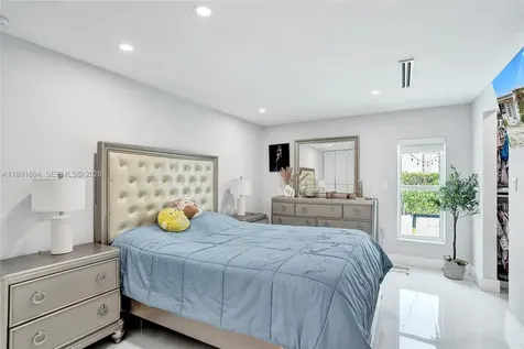 1991 SW 62nd Avenue West Miami FL 33155