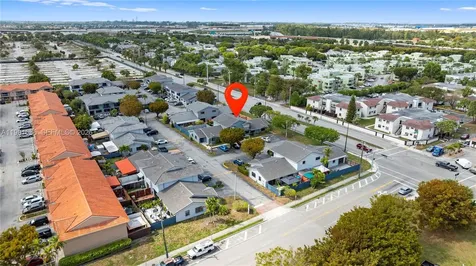 10908 NW 7th Street Miami FL 33172
