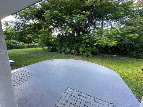 3755 Oak Avenue Miami FL 33133
