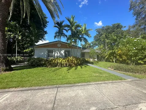 3755 Oak Avenue Miami FL 33133