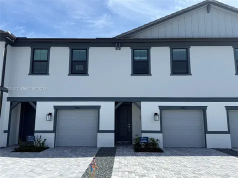 4286 Efendi Drive Lantana FL 33462