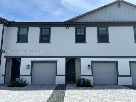 4286 Efendi Drive Lantana FL 33462