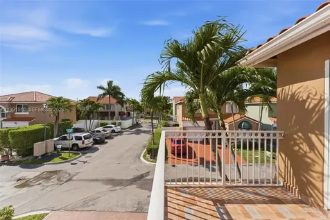8657 NW 2nd Street Miami FL 33126