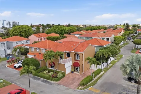 8657 NW 2nd Street Miami FL 33126