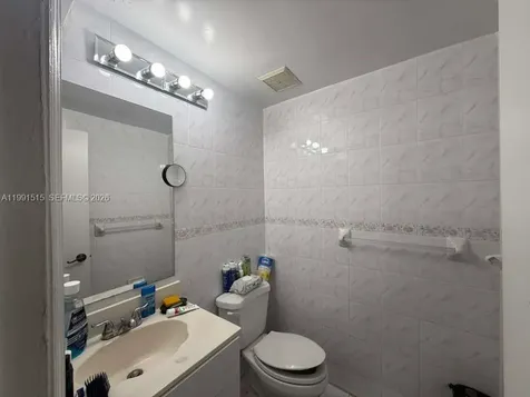 4470 W 1st Avenue Hialeah FL 33012