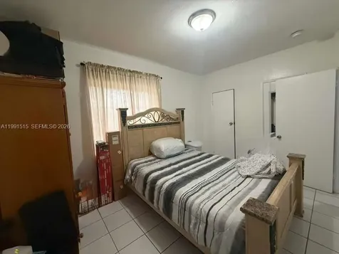 4470 W 1st Avenue Hialeah FL 33012