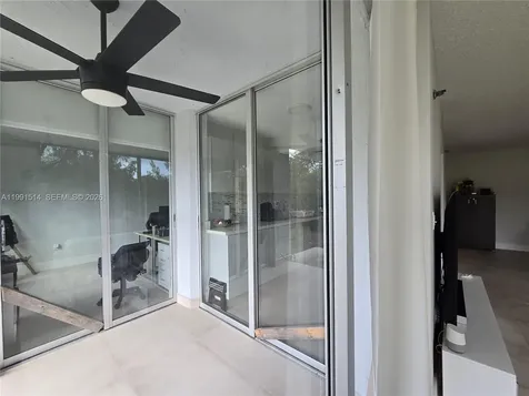 17890 W Dixie Highway North Miami Beach FL 33160