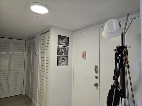 17890 W Dixie Highway North Miami Beach FL 33160