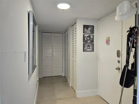 17890 W Dixie Highway North Miami Beach FL 33160