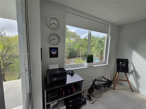 17890 W Dixie Highway North Miami Beach FL 33160