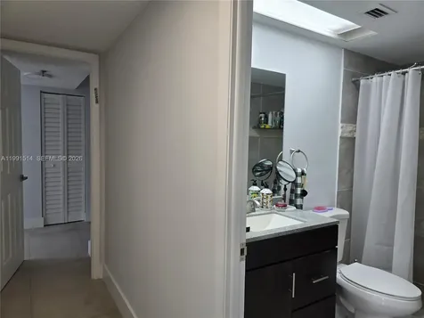 17890 W Dixie Highway North Miami Beach FL 33160