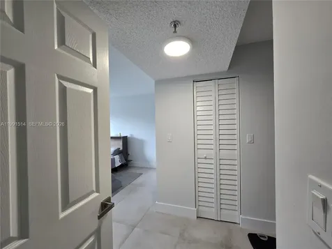 17890 W Dixie Highway North Miami Beach FL 33160