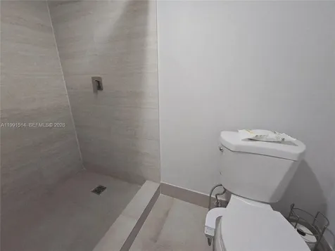 17890 W Dixie Highway North Miami Beach FL 33160