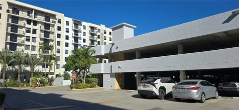 17890 W Dixie Highway North Miami Beach FL 33160