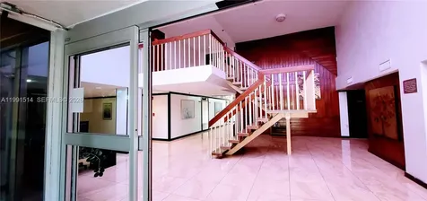 17890 W Dixie Highway North Miami Beach FL 33160