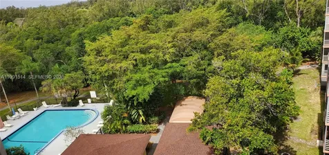 17890 W Dixie Highway North Miami Beach FL 33160