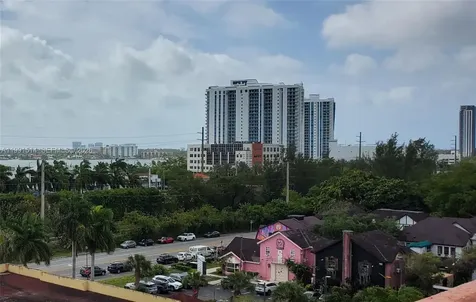 17890 W Dixie Highway North Miami Beach FL 33160