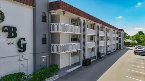 400 SE 10th Street Deerfield Beach FL 33441