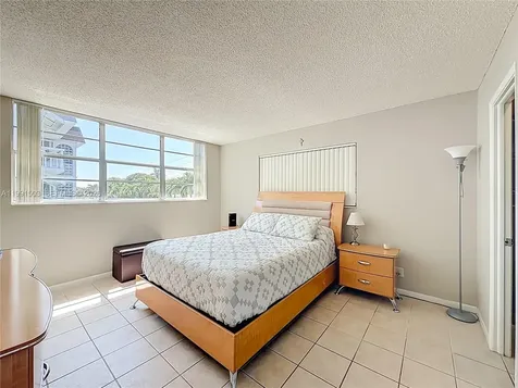 400 SE 10th Street Deerfield Beach FL 33441