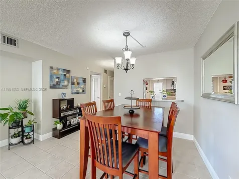400 SE 10th Street Deerfield Beach FL 33441