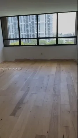 Miami FL 33181