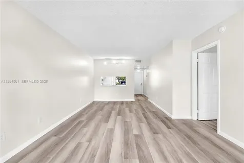 7668 SW 152nd Avenue Miami FL 33193