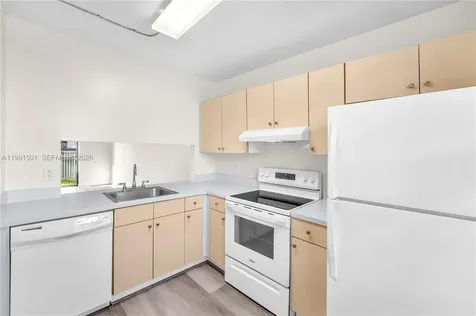 7668 SW 152nd Avenue Miami FL 33193