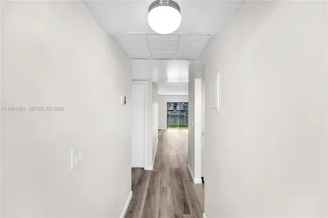 7668 SW 152nd Avenue Miami FL 33193