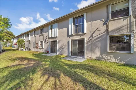 7668 SW 152nd Avenue Miami FL 33193