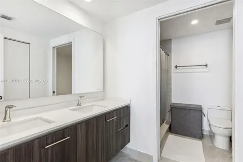 488 NE 18th Street Miami FL 33132