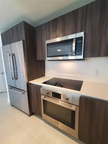 488 NE 18th Street Miami FL 33132