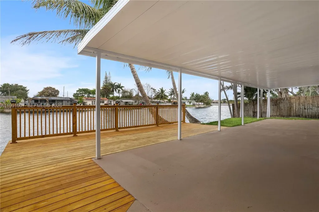 4157 SW 49th Court Dania Beach FL 33314