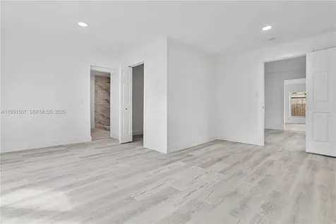 4157 SW 49th Court Dania Beach FL 33314