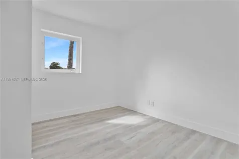 4157 SW 49th Court Dania Beach FL 33314