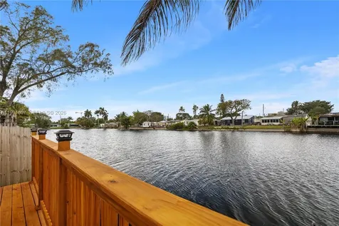 4157 SW 49th Court Dania Beach FL 33314