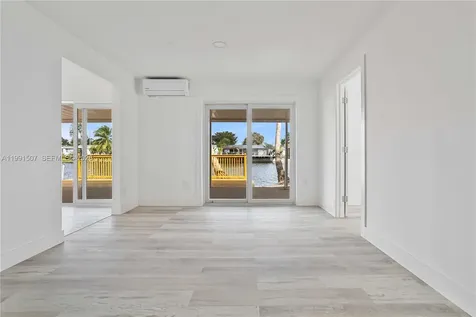 4157 SW 49th Court Dania Beach FL 33314
