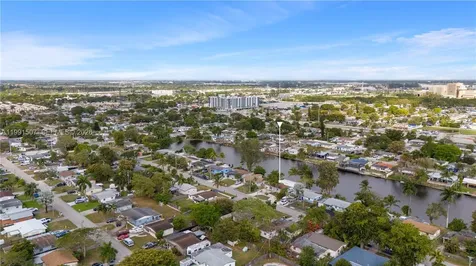 4157 SW 49th Court Dania Beach FL 33314