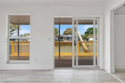 4157 SW 49th Court Dania Beach FL 33314