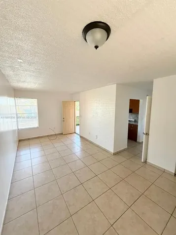 6850 W 14th Court Hialeah FL 33014