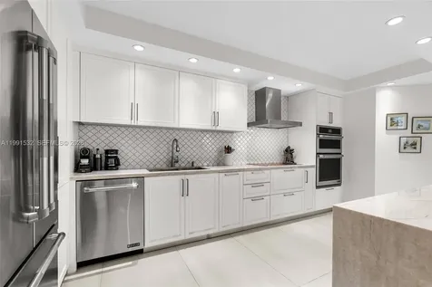9801 Collins Avenue Bal Harbour FL 33154