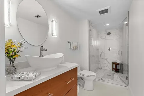 9801 Collins Avenue Bal Harbour FL 33154