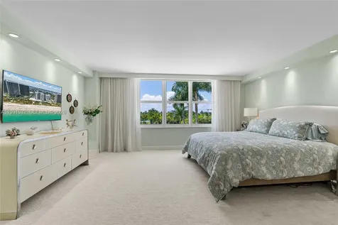 9801 Collins Avenue Bal Harbour FL 33154